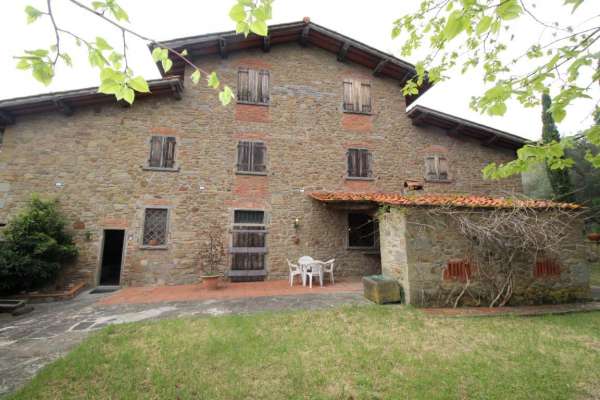 Foto Villa in vendita a Reggello