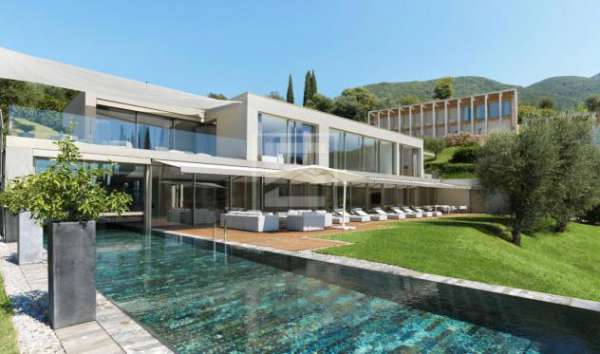 Foto Villa in vendita a Salo' - 10 locali 600mq