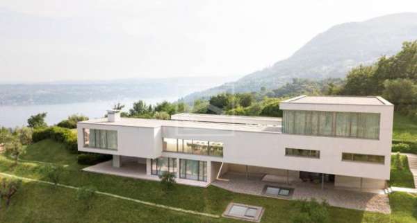 Foto Villa in vendita a Salo' - 15 locali 750mq