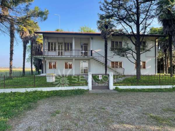 Foto Villa in vendita a San Dona' Di Piave