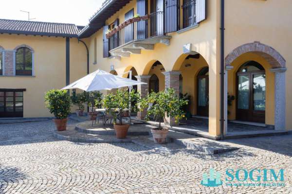 Foto Villa in vendita a San Fermo Della Battaglia