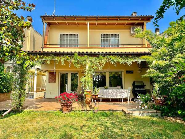 Foto Villa in vendita a San Lazzaro Di Savena