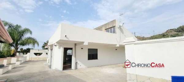 Foto Villa in vendita a Saponara