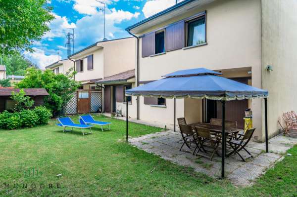 Foto Villa in vendita a Sasso Marconi