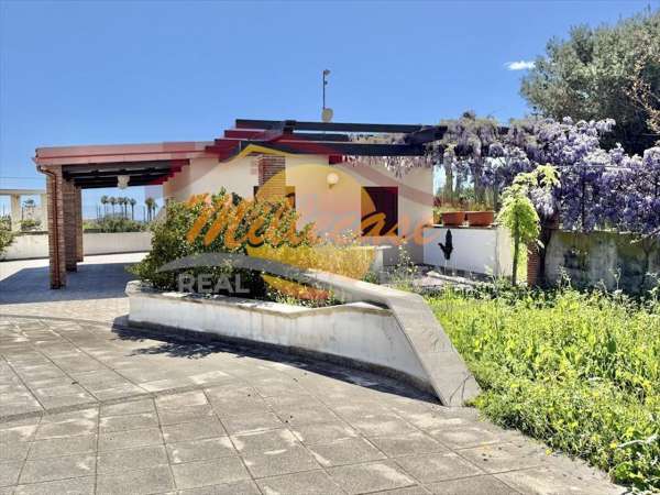 Foto Villa in vendita a Siracusa