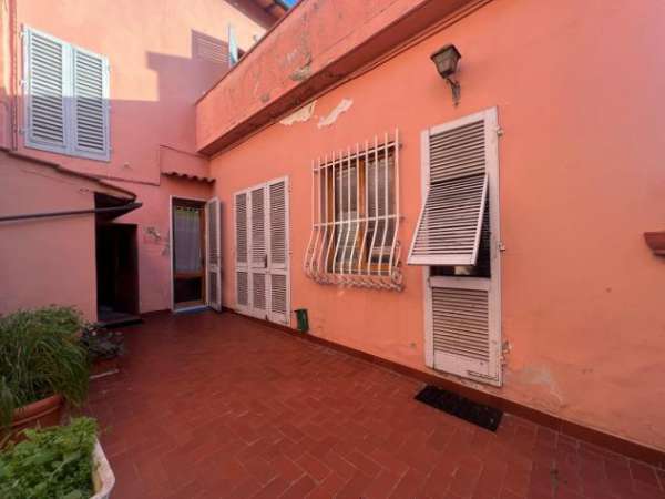 Foto Villa in vendita a Sovigliana - Vinci 320 mq  Rif: 1311882