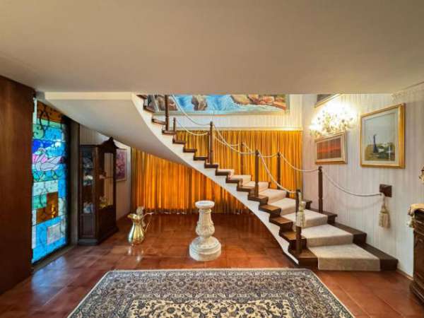 Foto Villa in vendita a Sovigliana - Vinci 400 mq  Rif: 1306158
