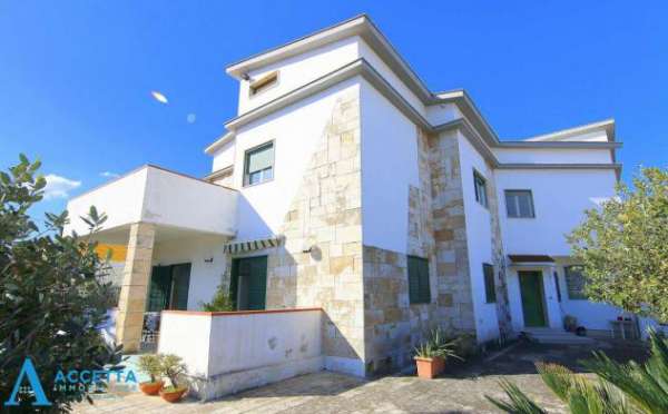 Foto Villa in vendita a Taranto