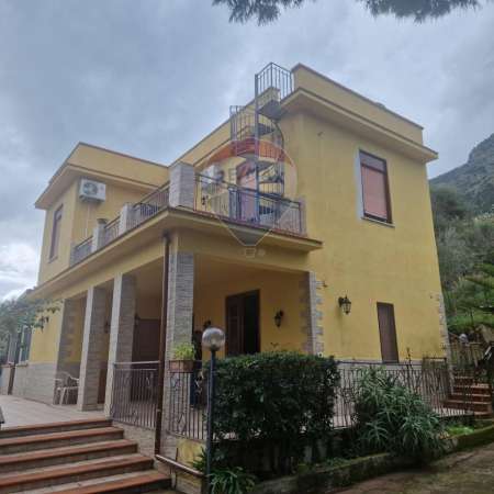 Foto Villa in vendita a Trabia