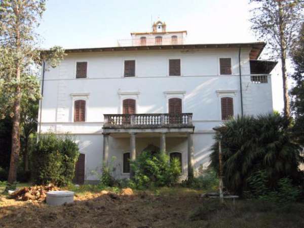 Foto Villa in vendita a Treggiaia - Pontedera 900 mq  Rif: 662580