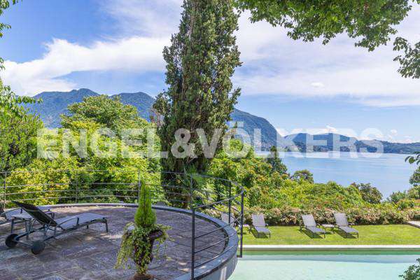 Foto Villa in vendita a Verbania