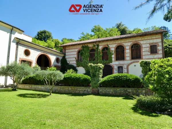Foto Villa in vendita a Vicenza