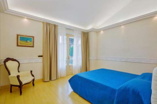 Foto Villa in vendita a Vittoria Apuana - Forte dei Marmi 200 mq  Rif: 1220562