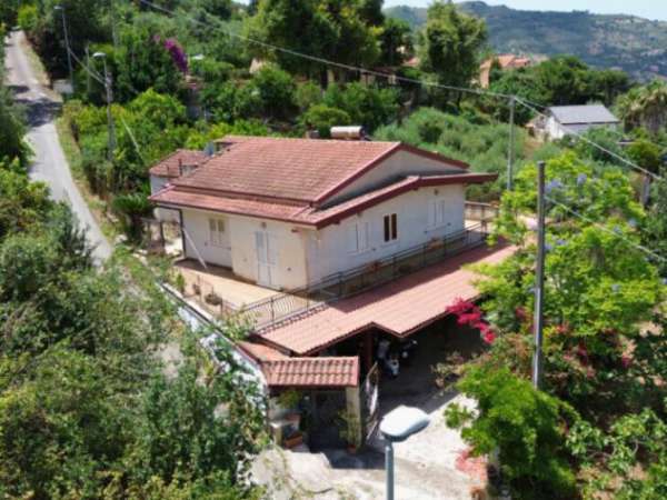 Foto Villa in Via Frascinelle