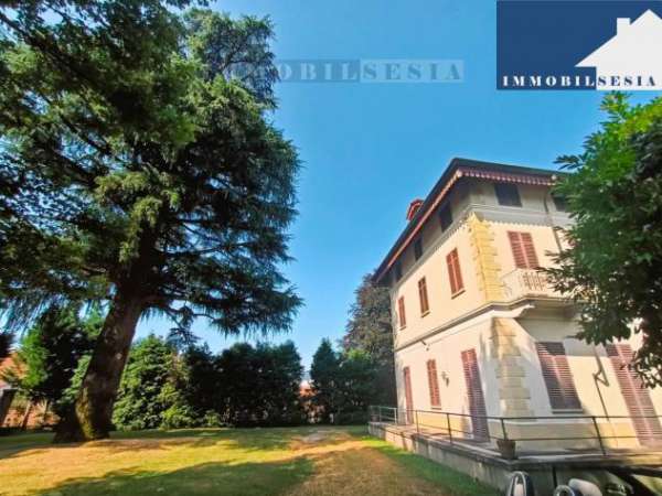 Foto Villa o villino - Grignasco . Rif.: 10730-grignasco