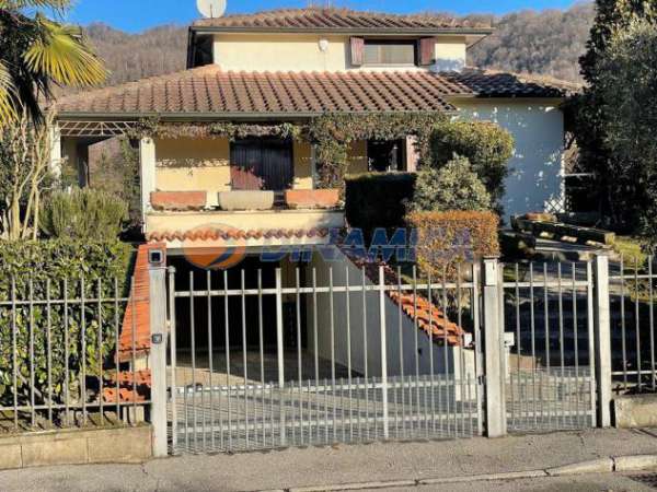 Foto VILLA SINGOLA A SOTTO IL MONTE GIOVANNI XXIII (BERGAMO)