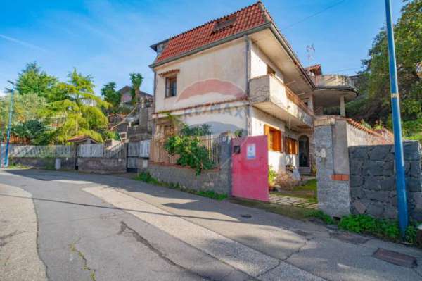 Foto Villa singola in vendita a Pedara