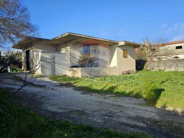 Foto Villa singola in vendita a Ragusa, Brusc�