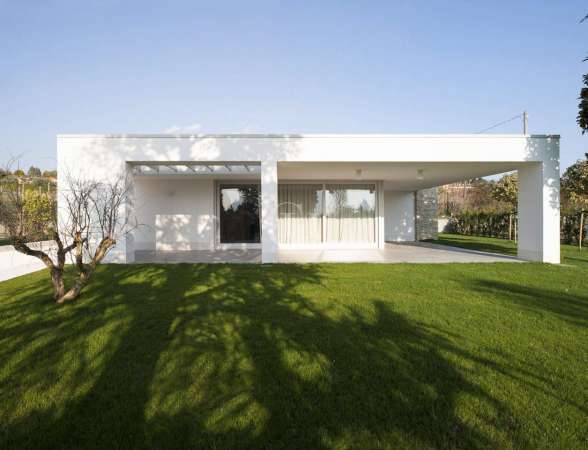 Foto Villa unifamiliare in vendita a Bardolino