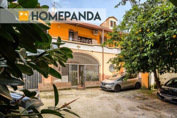 Foto Villa unifamiliare in vendita a Caserta