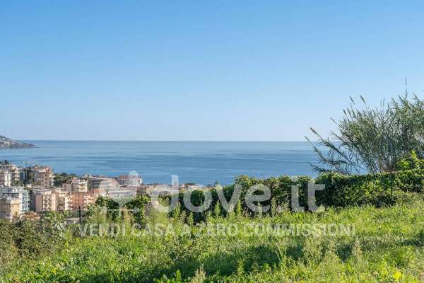 Foto Villa unifamiliare in vendita a Sanremo
