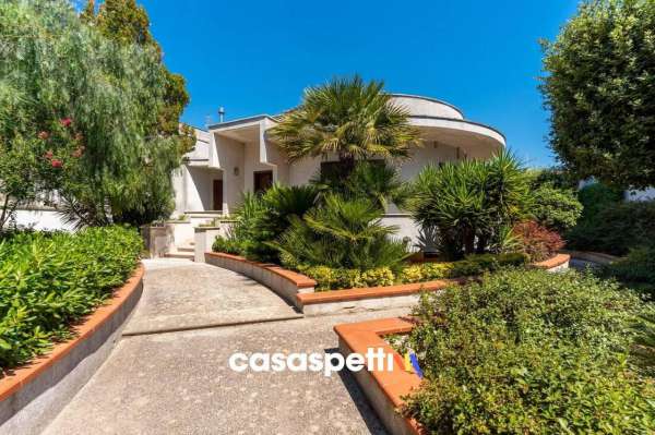 Foto Villa unifamiliare in vendita a Sava
