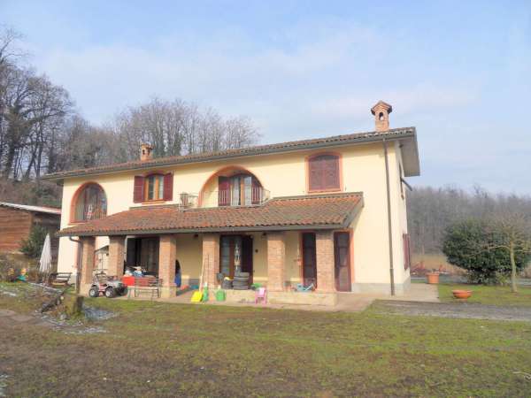 Foto Villa unifamiliare in vendita a Serravalle Scrivia