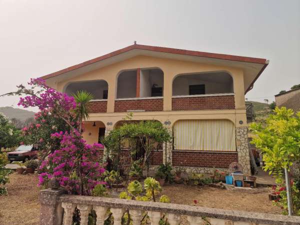 Foto Villa unifamiliare in vendita a Torretta