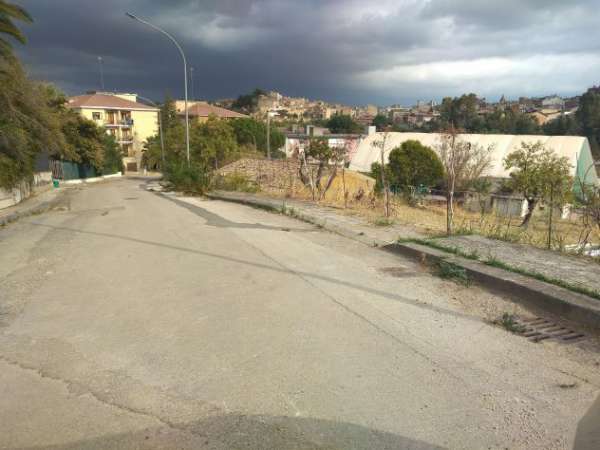 Foto Villarosa (en) terreno edif.le di mq 558, volume resid.le realizzabile di 752 mc