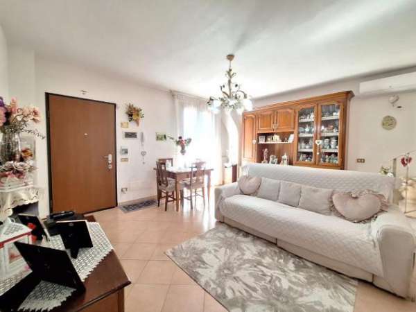 Foto Villetta a schiera angolare in vendita a Fornacette - Calcinaia 150 mq  Rif: 1323422