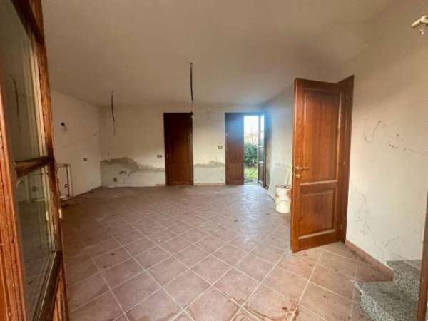 Foto Villetta a schiera in vendita a Altopascio 100 mq  Rif: 1312394