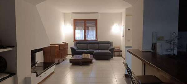 Foto Villetta a schiera in vendita a Dogana - Luni 200 mq  Rif: 1274234