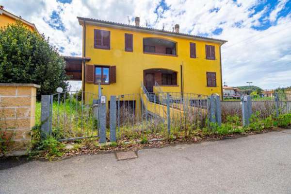 Foto Villetta a schiera in vendita a Le Badie - Castellina Marittima 105 mq  Rif: 1304274
