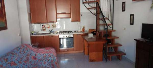 Foto Villetta a schiera in vendita a Luni 70 mq  Rif: 1296677