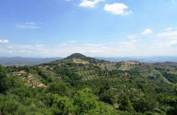 Foto villetta a schiera panoramica al grezzo avanzato