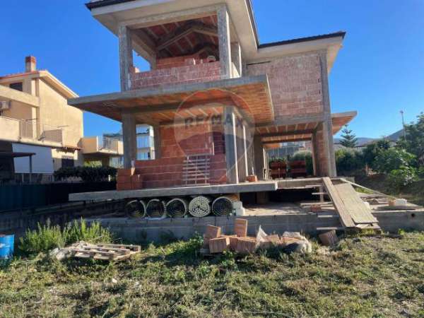 Foto Villetta bifamiliare in vendita a Carini, Villagrazia di Carini