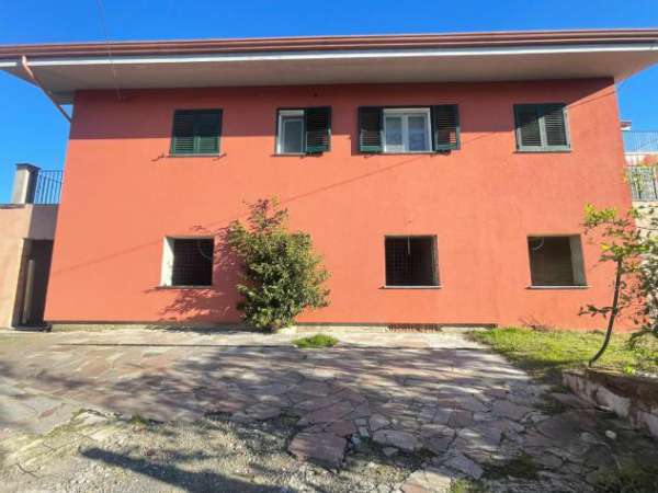 Foto Villetta bifamiliare in vendita a Colombiera - Castelnuovo Magra 150 mq  Rif: 1300040
