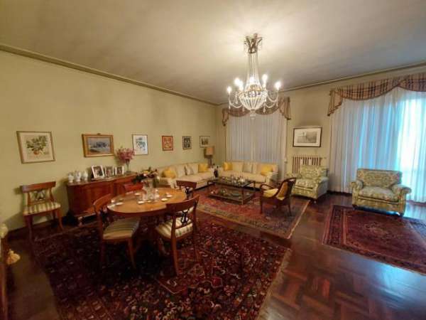 Foto Villetta bifamiliare in vendita a Santa Croce sull'Arno 350 mq  Rif: 1310572